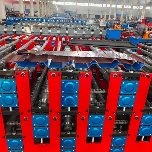 roof-forming-machine