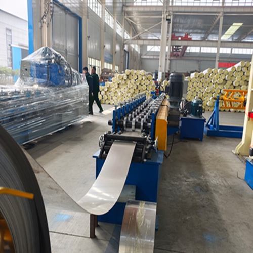 metal-roll-forming-machine