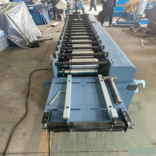 Edge-Folding-Machine