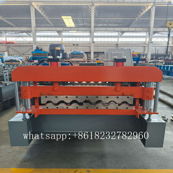 Metal Deck Forming Machine